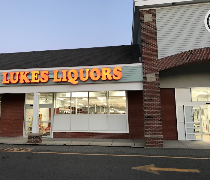 Lukes Liquors