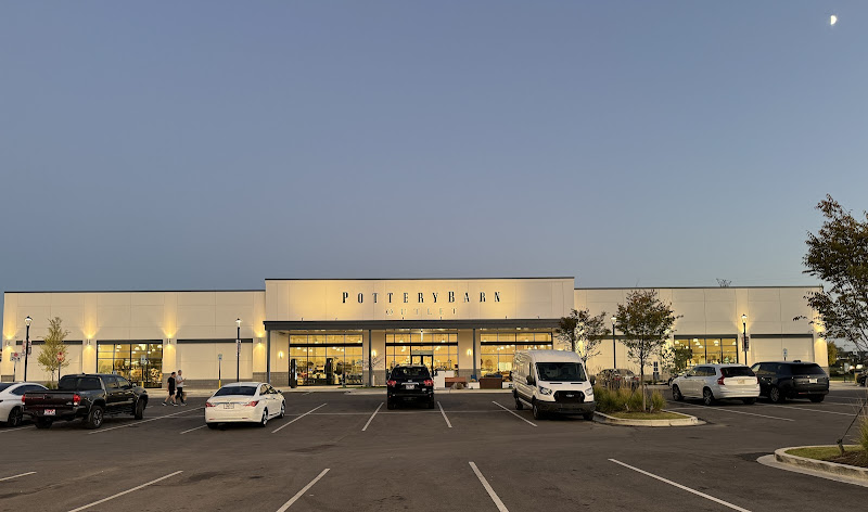 Pottery Barn Outlet