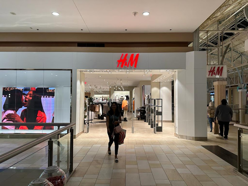 H&M