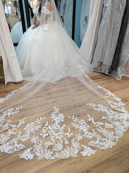 Elegancia Bridal