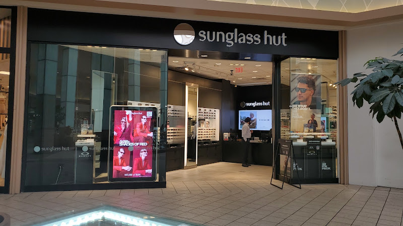 Sunglass Hut