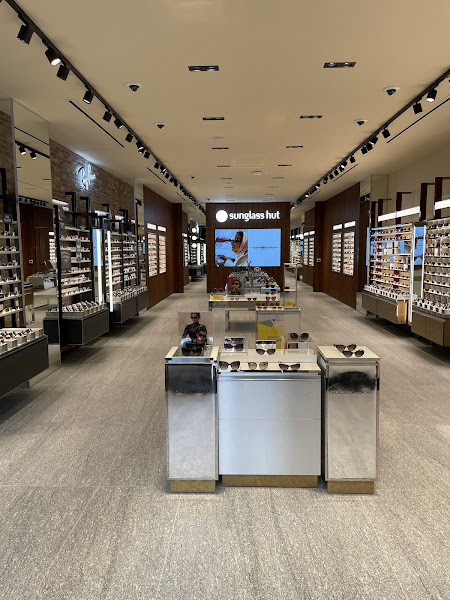 Sunglass Hut