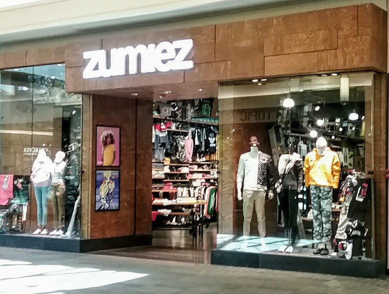 Zumiez
