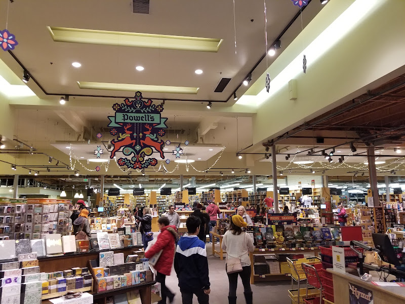Powell's Books at Cedar Hills Crossing
