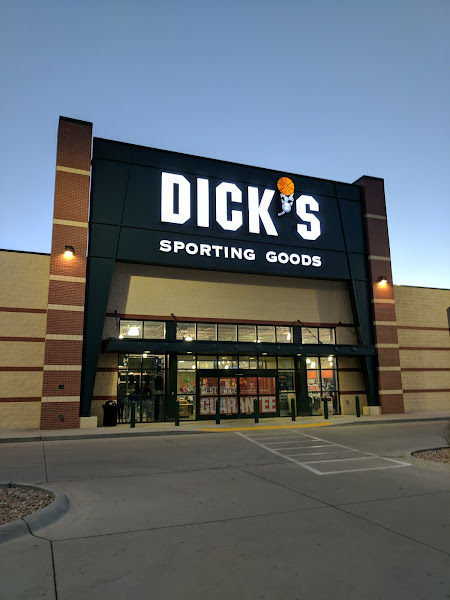 DICK'S Sporting Goods
