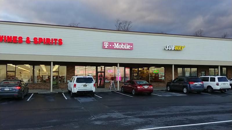 T-Mobile Authorized Retailer