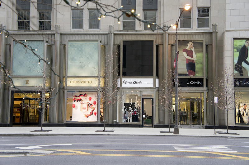 ALICE + OLIVIA