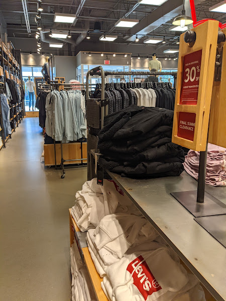 Levi’s Outlet Store