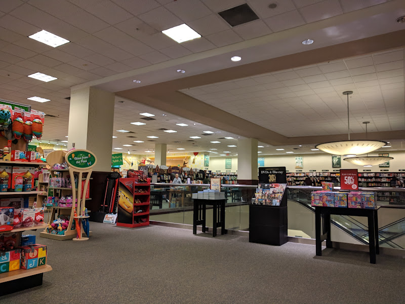 Barnes & Noble