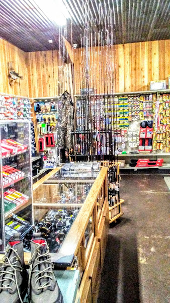 Smitty's Ace Outpost