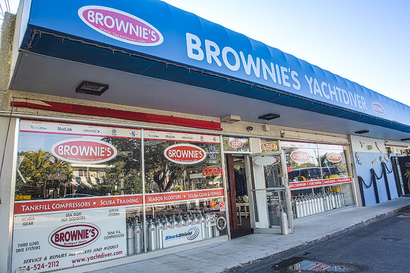 Brownie's Southport Divers Inc
