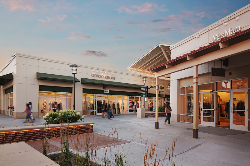 Chicago Premium Outlets