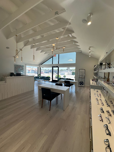 Vision Gallery 417