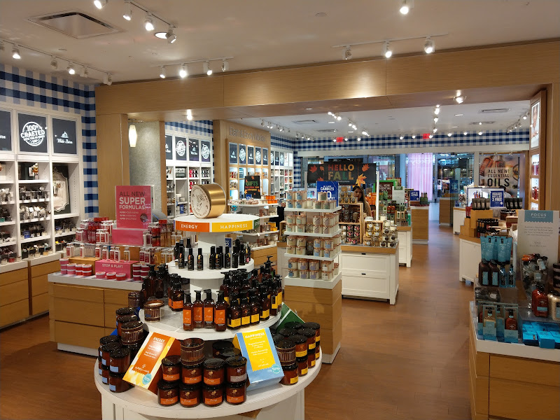 Bath & Body Works