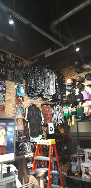 Zumiez