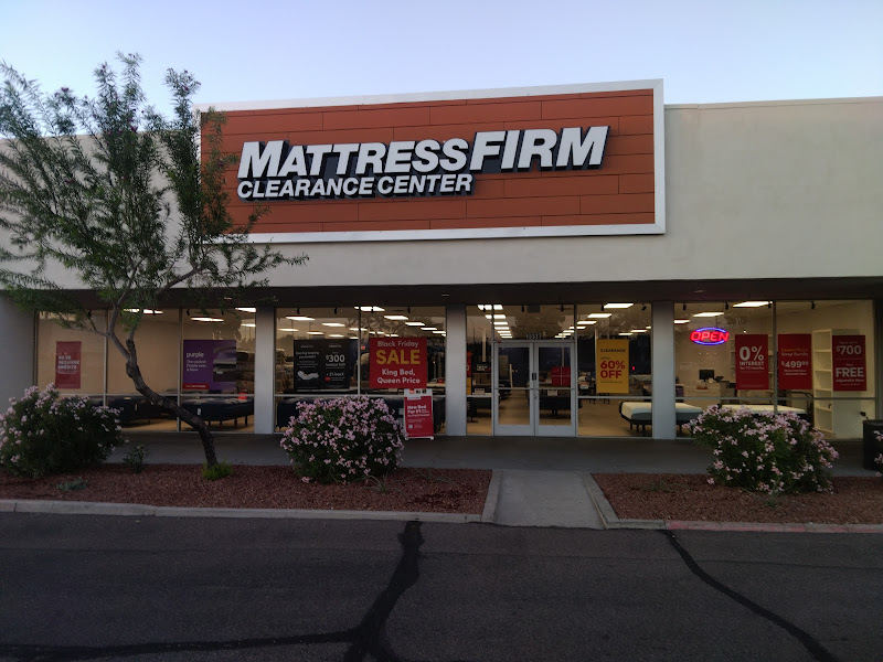 Mattress Firm Clearance Center Palm Glen