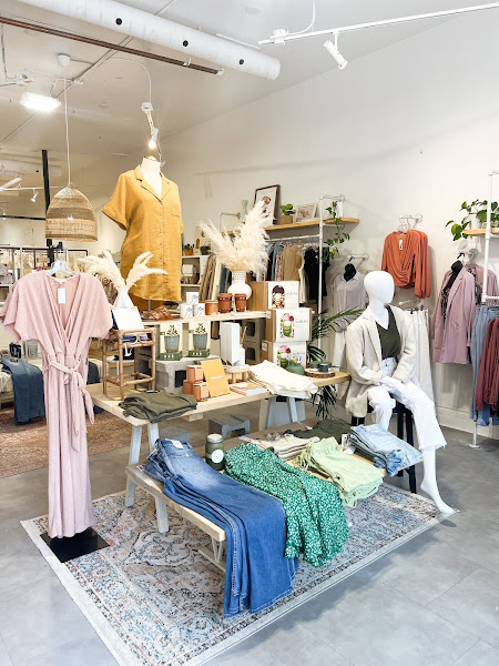 Love and Lee Bridal & Clothing Boutique-Cornwall