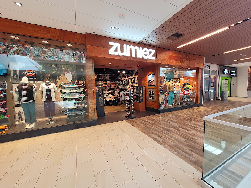 Zumiez