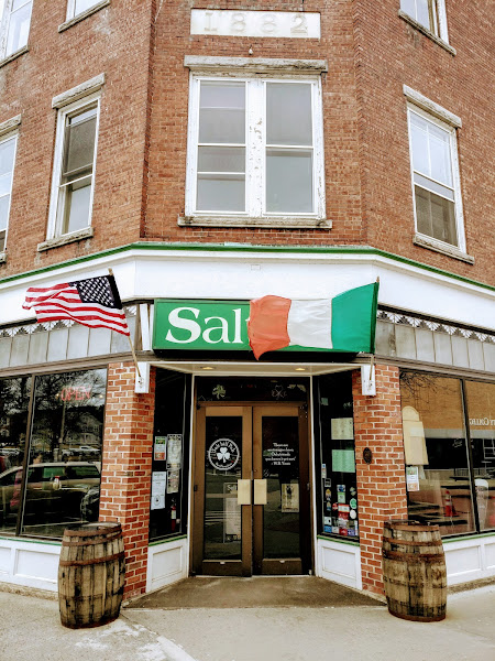 Salt Hill Pub - Lebanon
