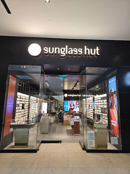 Sunglass Hut
