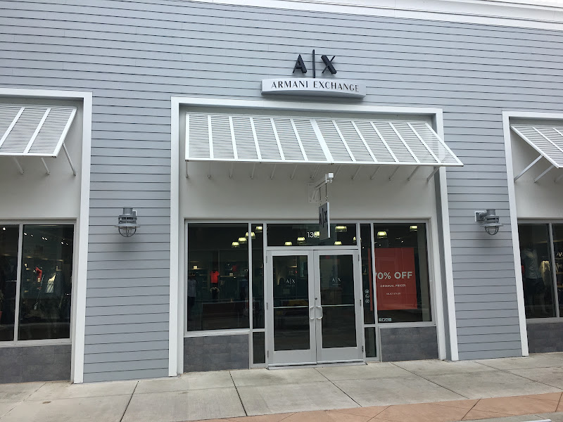 Armani Exchange Outlet
