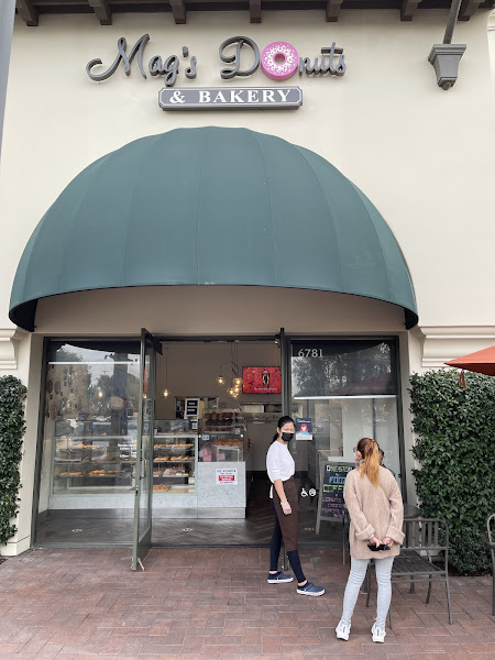 Mag’s Donuts & Bakery