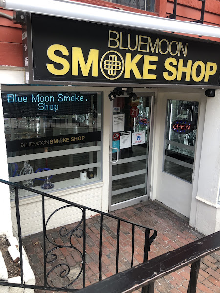 Bluemoon Smoke & Vape Outlets