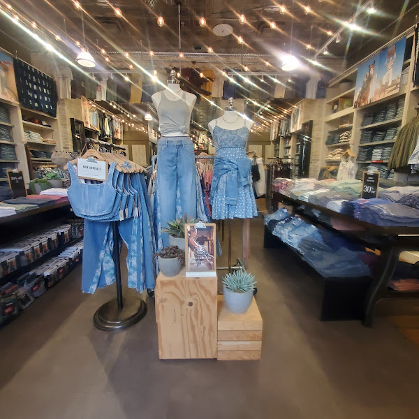 Lucky Brand