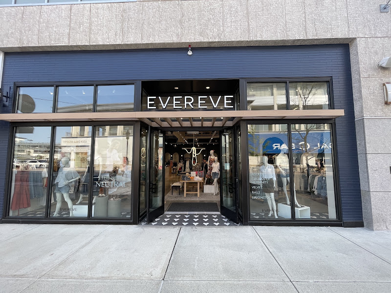 Evereve
