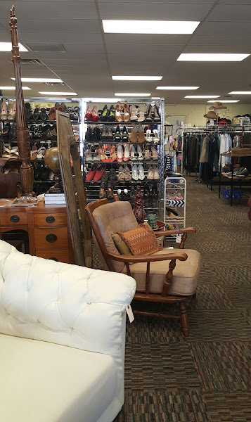 Boys & Girls Clubs of Greater Scottsdale Thrift Shop