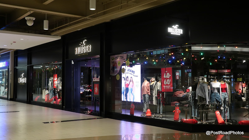 Hollister Co.
