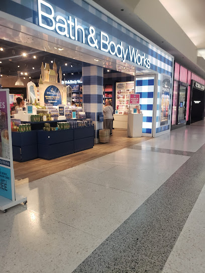 Bath & Body Works / White Barn
