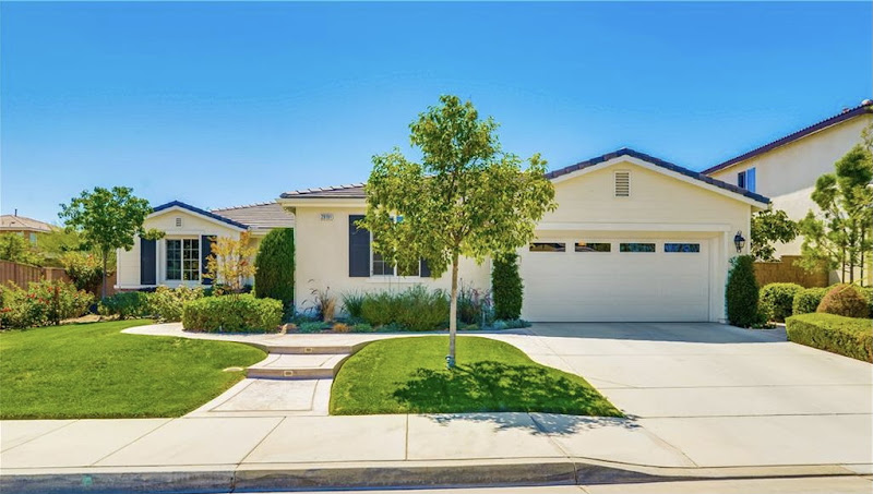 Sold by DaShunda Keller Williams Premier Properties