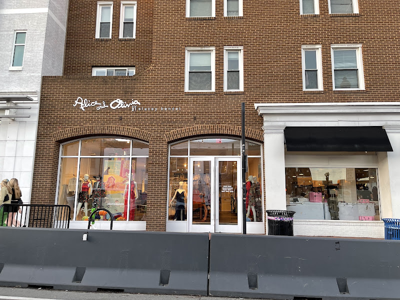 ALICE + OLIVIA