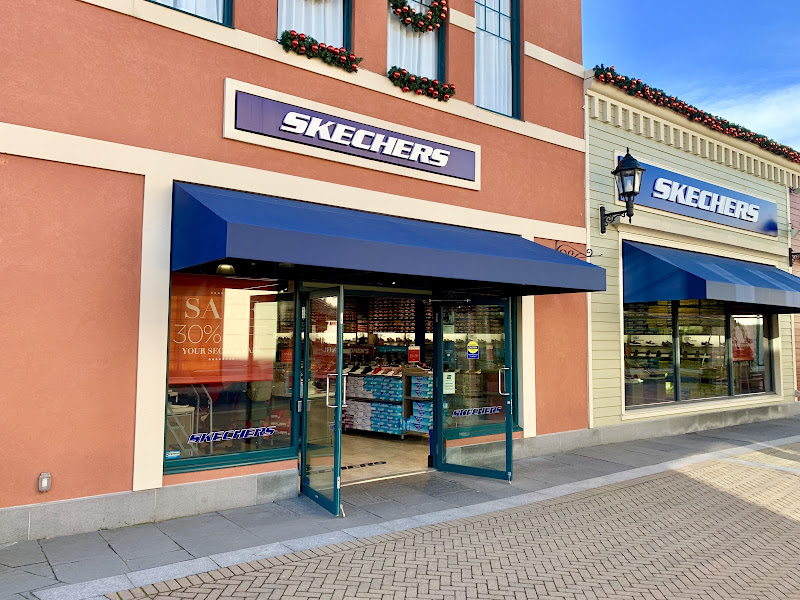 Skechers
