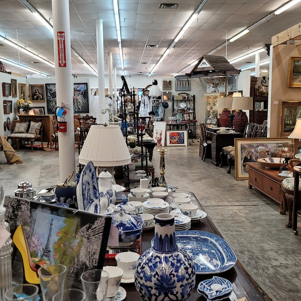 Cottonwood Market Antique Mall