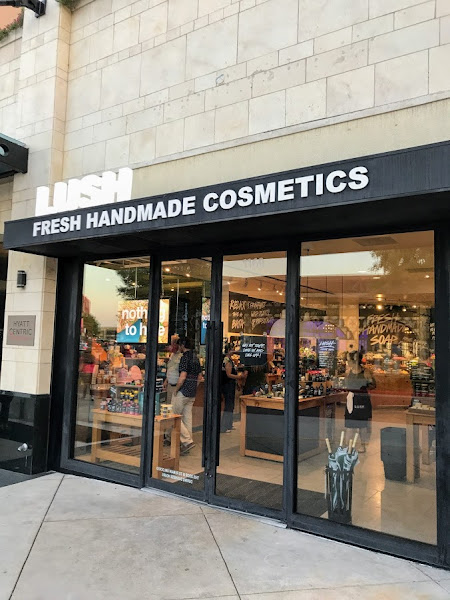 Lush Cosmetics Market Street Woodlands