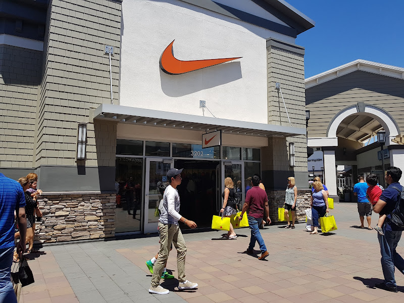 Nike Factory Store - Livermore