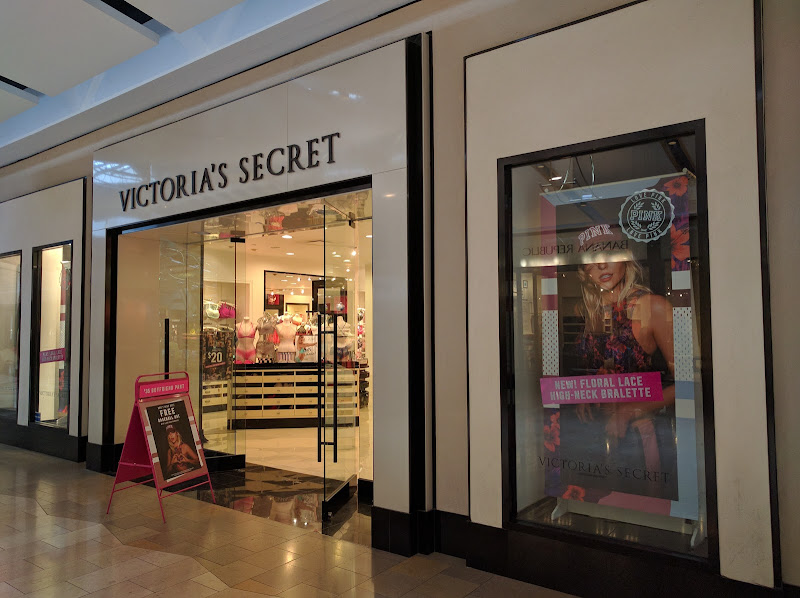 Victoria's Secret & PINK