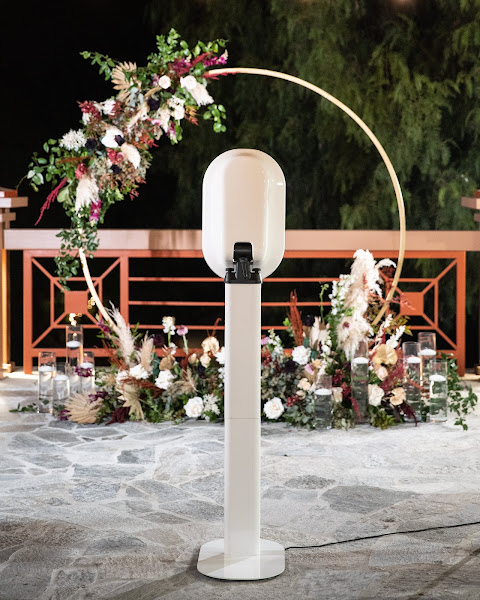 SnapStation LLC Photo Booth Rental
