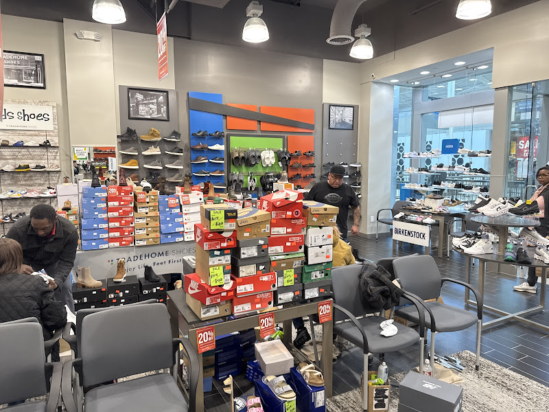 Tradehome Shoes