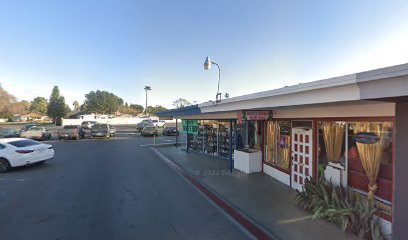 VICKYS THRIFT & FINDS