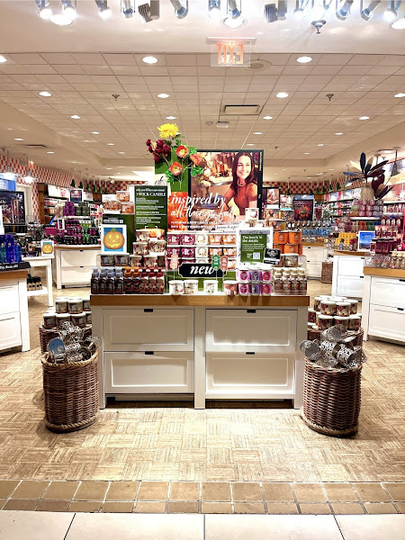 Bath & Body Works