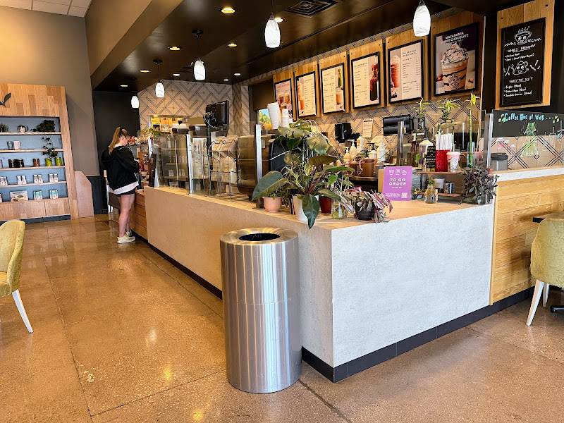 The Coffee Bean & Tea Leaf