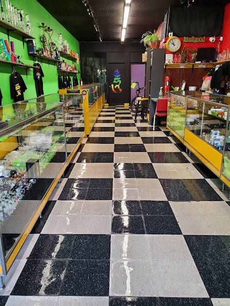 The Green's Apple Emporium Smoke Shop