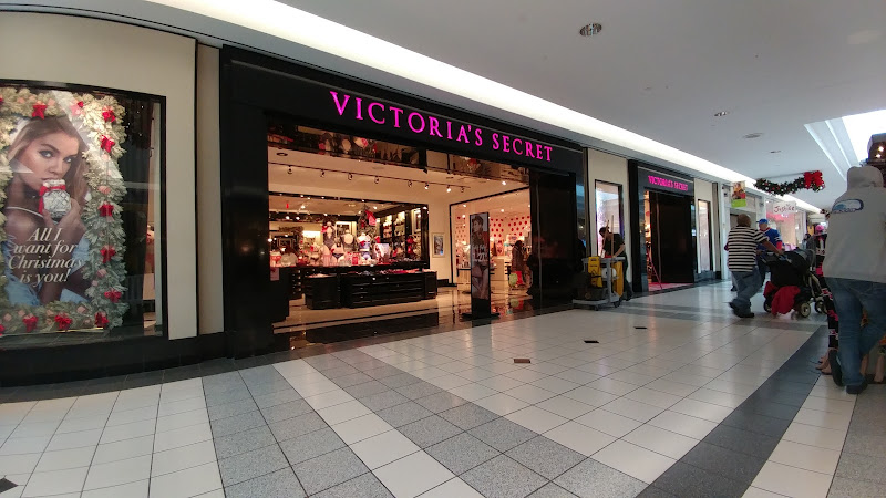 Victoria's Secret & PINK