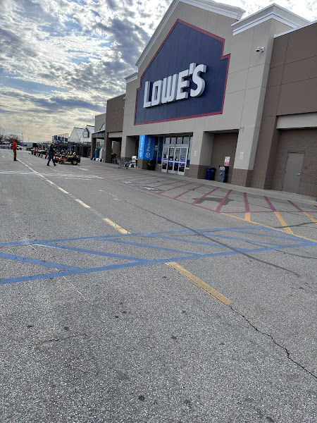 Lowe's Garden Center