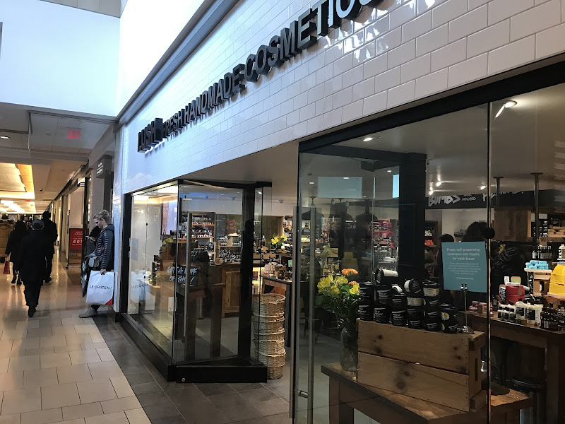 Lush Cosmetics Pacific Centre Mall