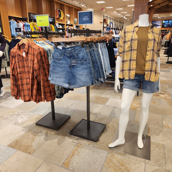 Eddie Bauer