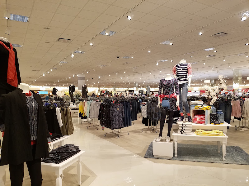 Von Maur